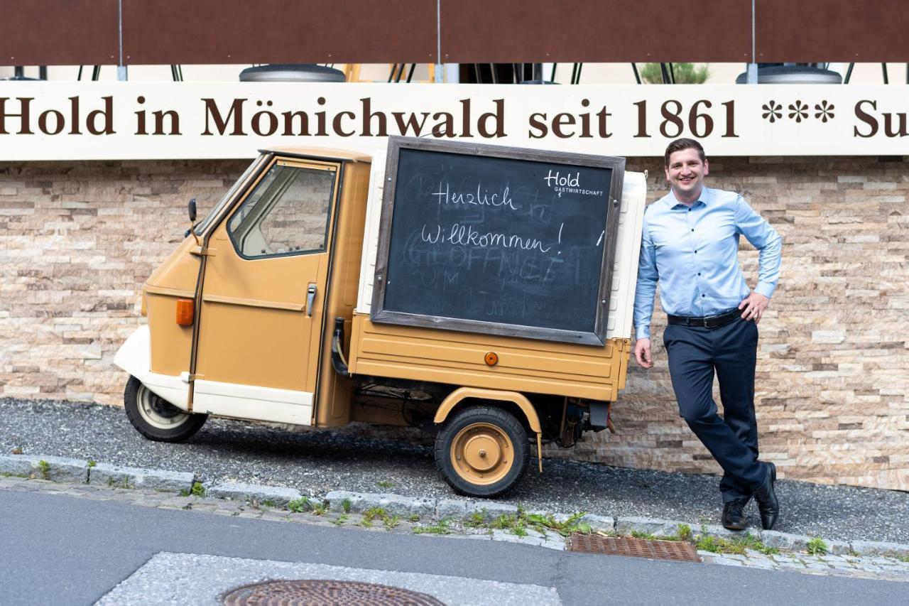 Gastwirtschaft Hold Hotell Monichwald Exteriör bild